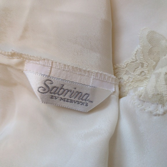 Vtg Sabrina Lingerie Baby Doll Nightie Slip Dress Bridal Lace Coquette Dainty L - Picture 9 of 10